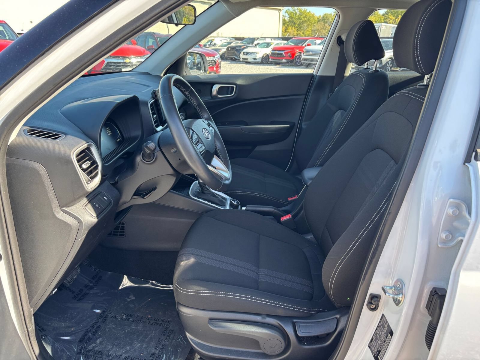 Used 2026 Hyundai Venue SEL FWD image 26