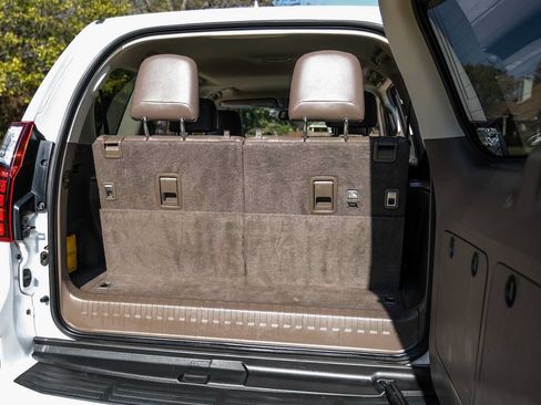 Used 2018 Lexus GX 460 Premium AWD/4WD image 55