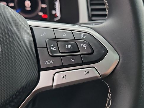 Certified 2022 Volkswagen Atlas SEL image 24