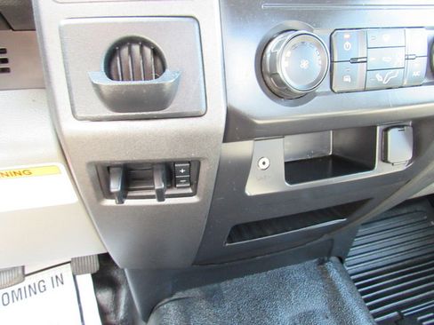 Used 2017 Ford F350 XL w/ Power Equipment Group RWD image 39