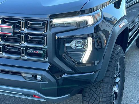 New 2026 GMC Canyon AT4X image 9