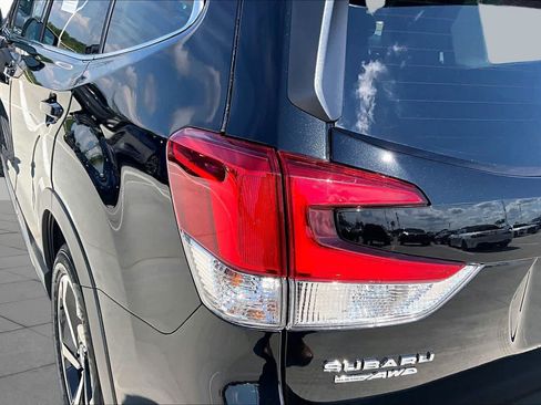 Used 2023 Subaru Forester Touring AWD/4WD image 27