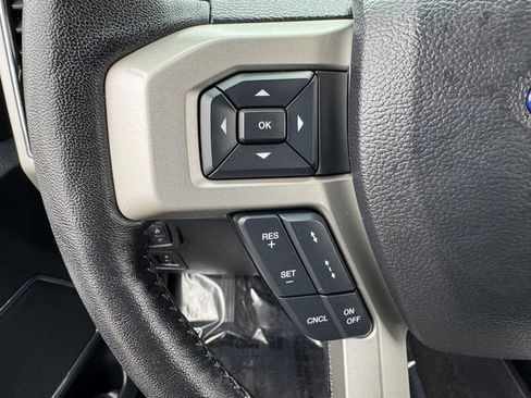 Certified 2019 Ford F150 Lariat w/ Equipment Group 502A Luxury image 22