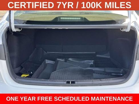 Used 2022 Toyota Corolla LE FWD image 10