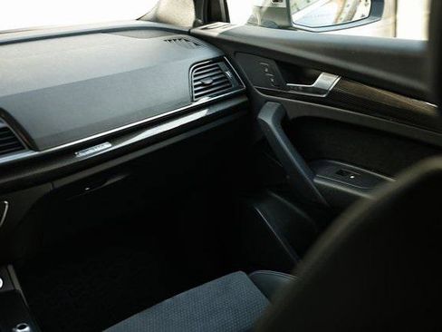 Certified 2024 Audi SQ5 Premium image 27