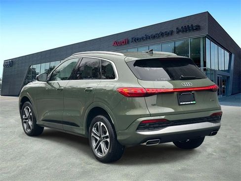 Certified 2025 Audi Q5 Premium Plus w/ Premium Plus image 4