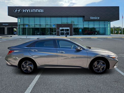 New 2026 Hyundai Elantra SEL Sport Premium w/ Cargo Package FWD image 28