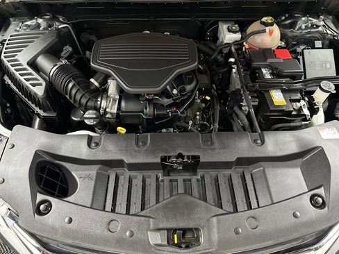 Used 2020 Chevrolet Blazer Premier w/ Driver Confidence II Package image 37