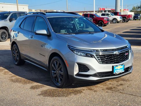 Used 2023 Chevrolet Equinox RS w/ LPO, Floor Liner Package image 7