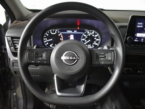 Used 2023 Nissan Rogue S image 13