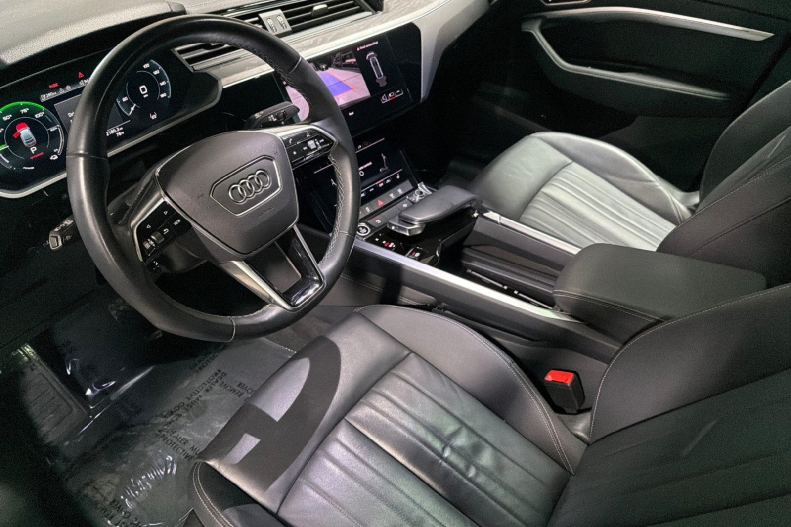 Used 2024 Audi Q8 e-tron Premium AWD/4WD image 9