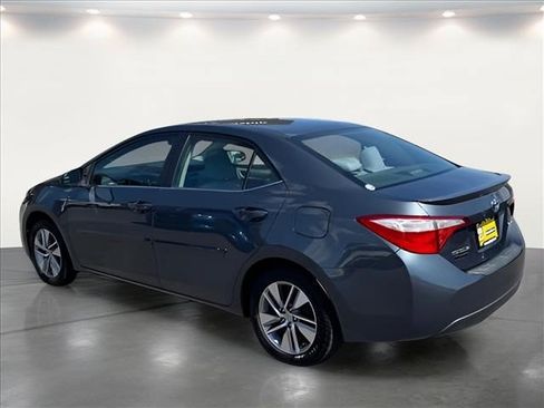 Used 2015 Toyota Corolla LE FWD image 4