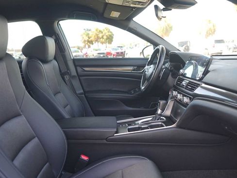 Used 2022 Honda Accord Sport image 14