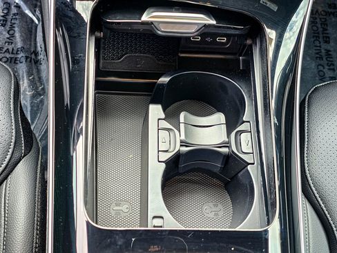 New 2025 Mercedes-Benz C 300 4MATIC Sedan image 20