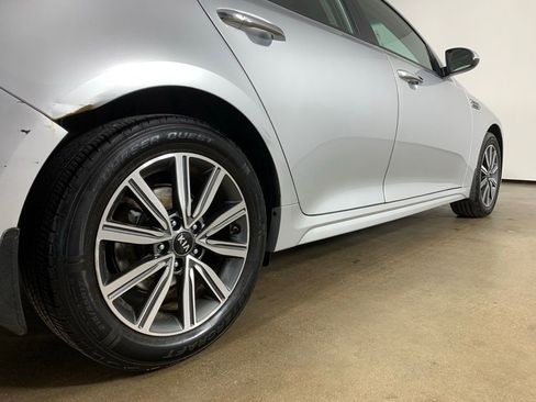 Used 2019 Kia Optima LX w/ LX 17" Wheel Package FWD image 9