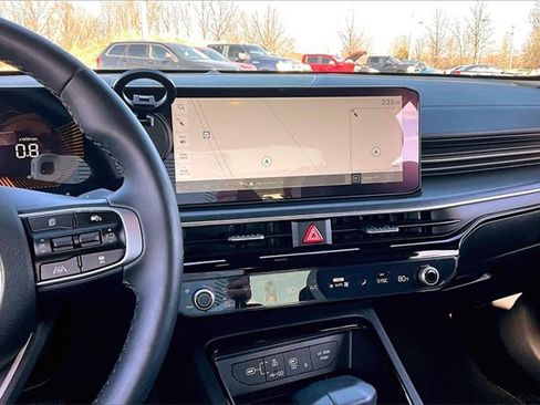 Used 2026 Kia K5 GT-Line image 9