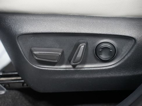 New 2026 Toyota Grand Highlander Limited image 36