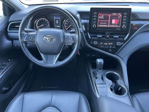 Used 2022 Toyota Camry SE image 25