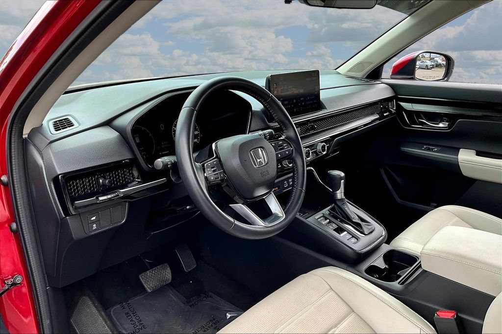 Used 2025 Honda CR-V EX-L image 16