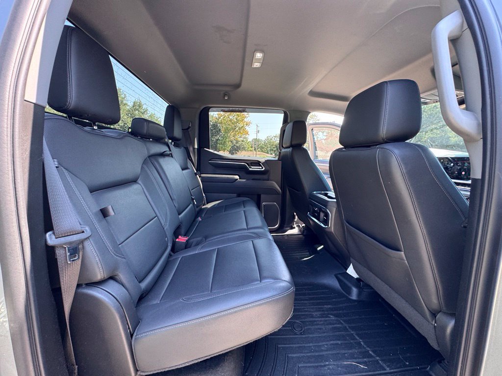Used 2023 GMC Sierra 1500 SLT w/ SLT Premium Package AWD/4WD image 25