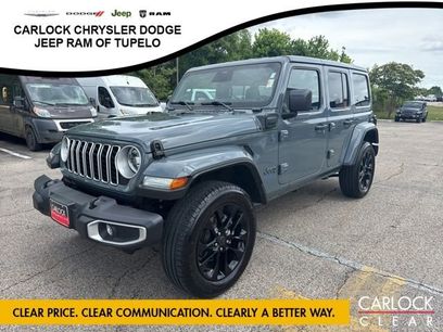 Used 2025 Jeep Wrangler Unlimited Sahara w/ Safety Group