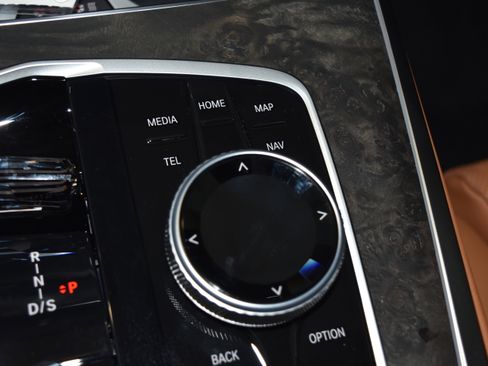 New 2026 BMW X7 xDrive40i w/ Executive Package image 15