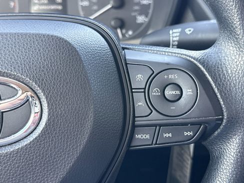 Used 2023 Toyota Corolla LE image 20