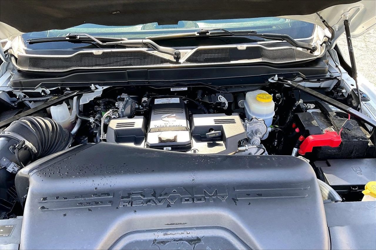 Certified 2024 RAM 3500 Tradesman w/ Chrome Appearance Group AWD/4WD image 35