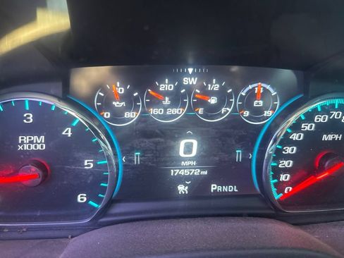Used 2018 GMC Yukon Denali w/ Denali Ultimate Package AWD/4WD image 10