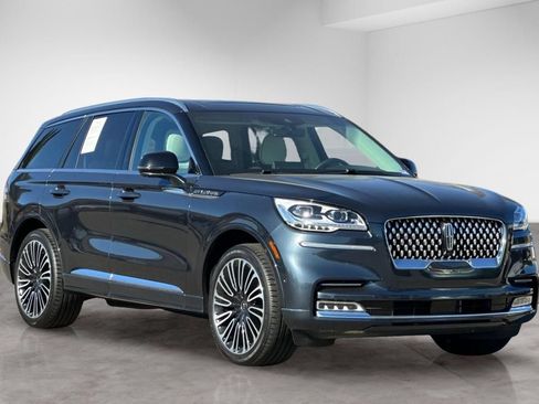 Used 2024 Lincoln Aviator Black Label AWD/4WD image 8