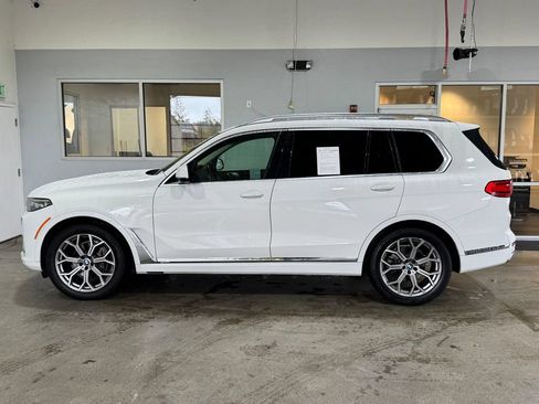 Used 2021 BMW X7 xDrive40i w/ Premium Package AWD/4WD image 7