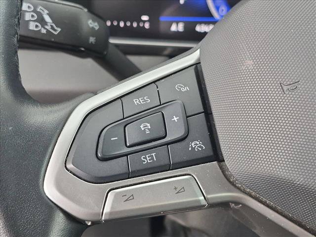 Used 2025 Volkswagen Jetta Sport FWD image 16