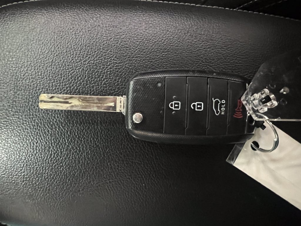Used 2018 Kia Soul + FWD image 30