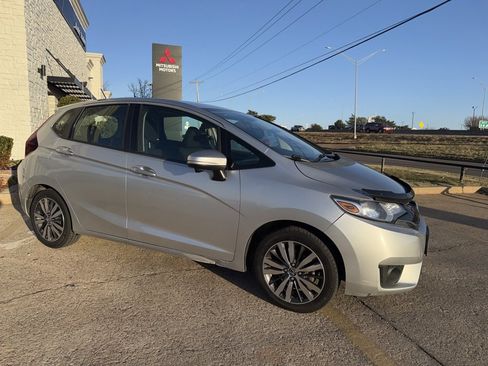Used 2015 Honda Fit EX image 10