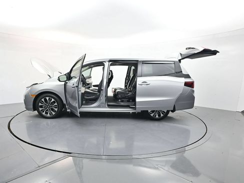 Used 2026 Honda Odyssey Elite image 37