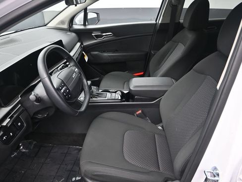 New 2026 Kia Sportage LX w/ LX Convenience Package AWD/4WD image 13