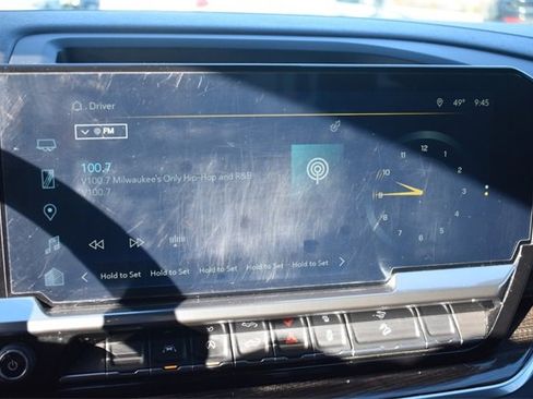 Certified 2022 Chevrolet Silverado 1500 LT w/ Z71 Off-Road Package image 25