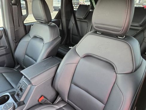 New 2025 Ford Bronco Outer Banks image 20