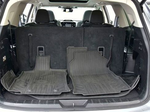Used 2023 Subaru Ascent Limited w/ Technology Package AWD/4WD image 32