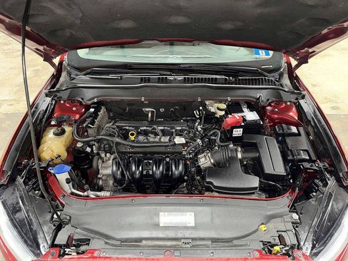 Used 2016 Ford Fusion SE image 12