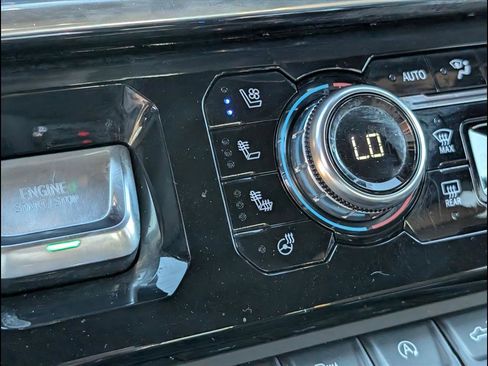 Used 2024 GMC Sierra 1500 Denali image 17