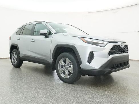New 2025 Toyota RAV4 XLE image 30