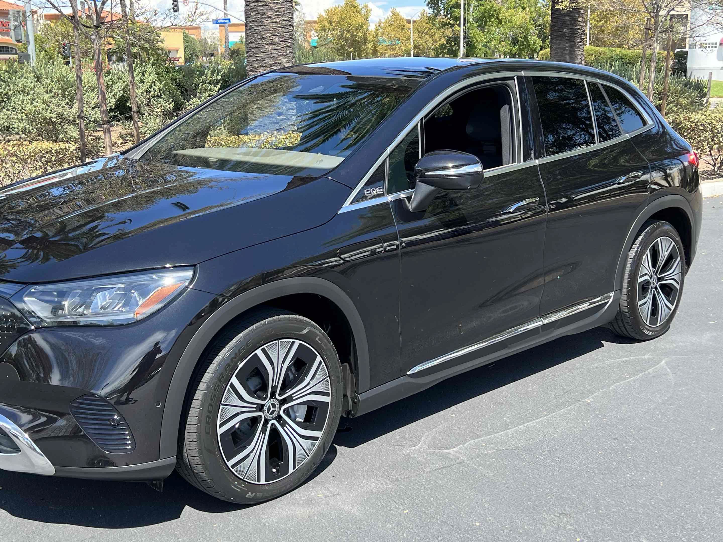 Used 2023 Mercedes-Benz EQE 350+ SUV image 44