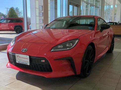 New 2026 Toyota GR86 Premium image 8