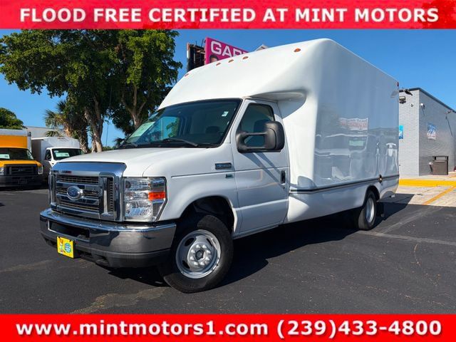 Used 2019 Ford E-350 and Econoline 350 Super Duty RWD image 11