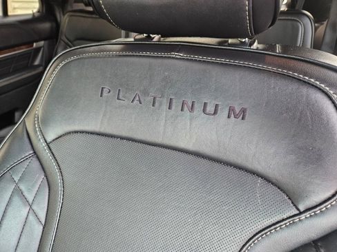 Used 2016 Ford Explorer Platinum image 19