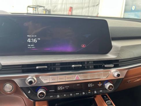 Certified 2023 Kia Telluride SX Prestige X-Line AWD/4WD image 16