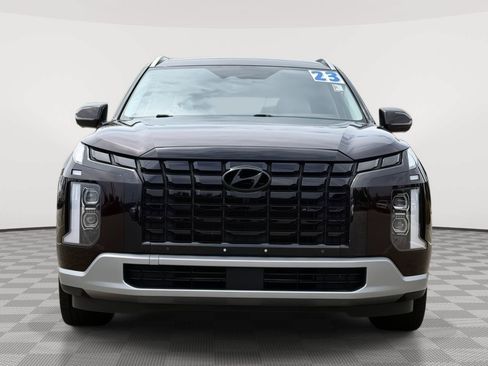 Used 2023 Hyundai Palisade Limited w/ Cargo Package AWD/4WD image 2