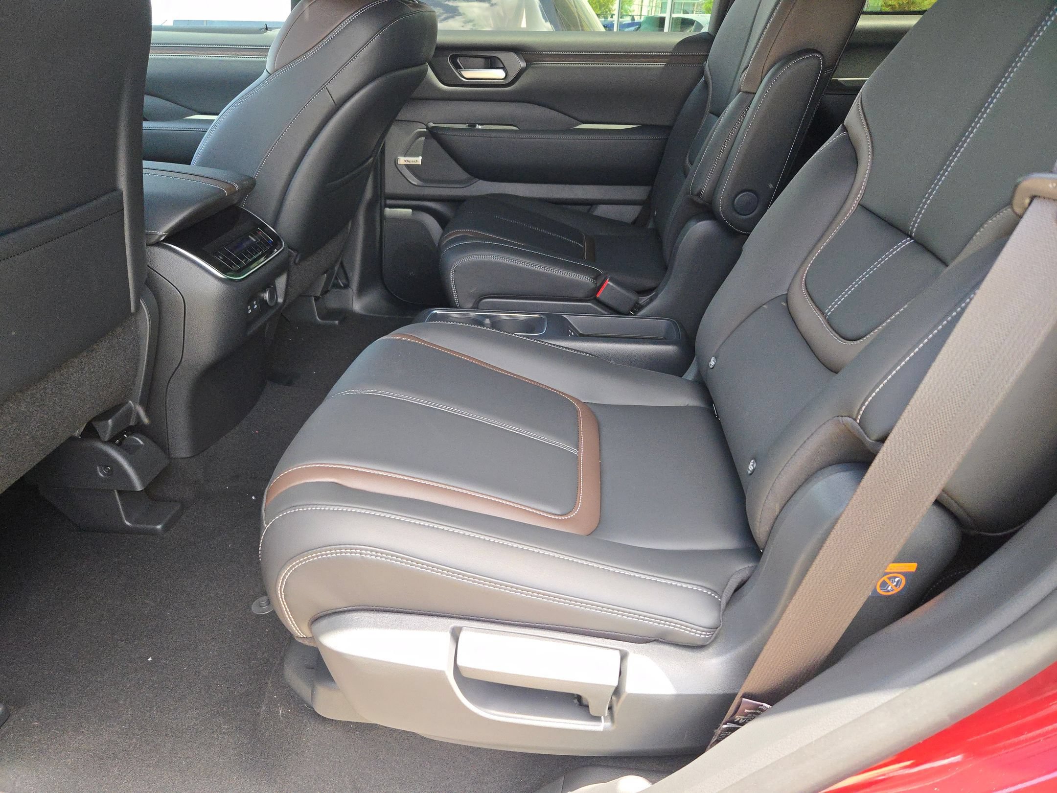 New 2026 Nissan Armada SL w/ Captain's Chari Seat Package RWD image 11