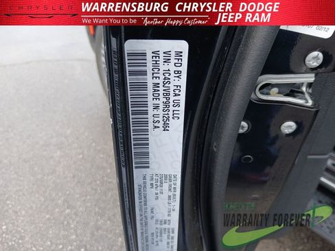 Used 2024 Jeep Wagoneer Series II w/ Flexible Seating Group image 11